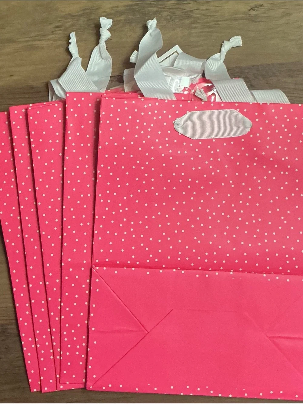 Sugar Paper Los Angeles set new